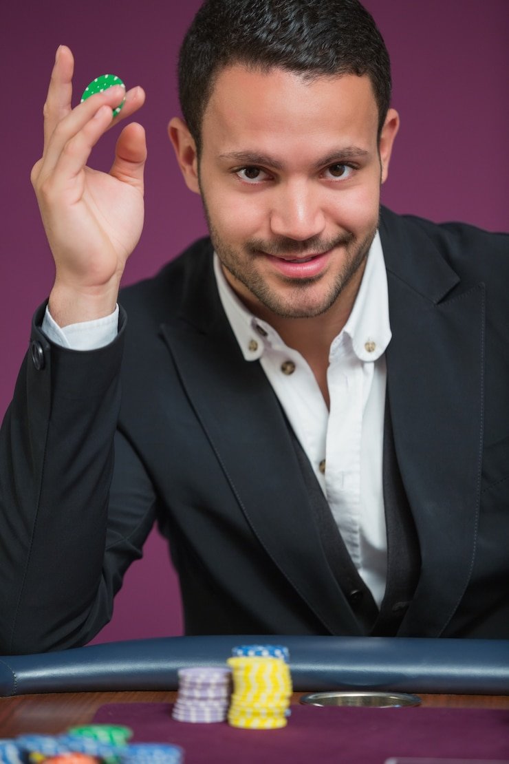 Tim dukungan pelanggan winbet apk siap membantu melalui live chat, email, dan telepon dalam bahasa Indonesia